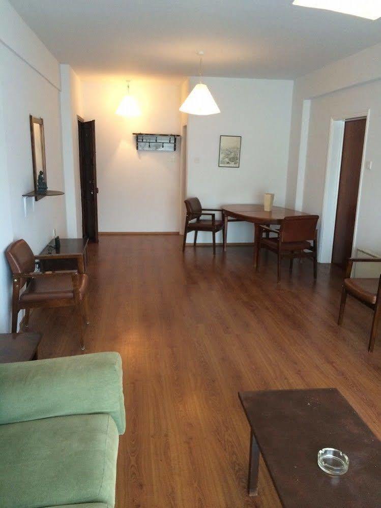 Francis Apartments ラルナカ エクステリア 写真
